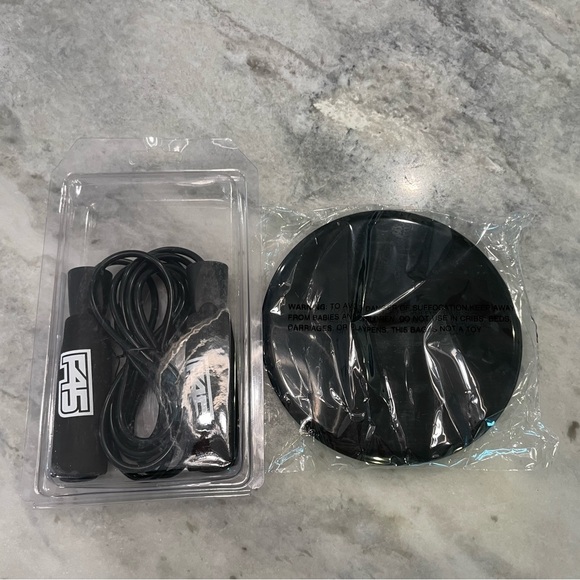 F45 jump rope and sliders - Picture 2 of 4